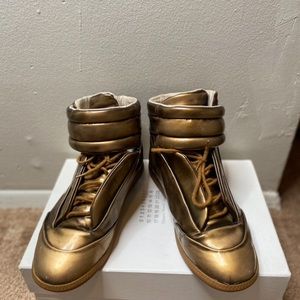 Maison Margiela Fire Fire sneaker (A must grab)